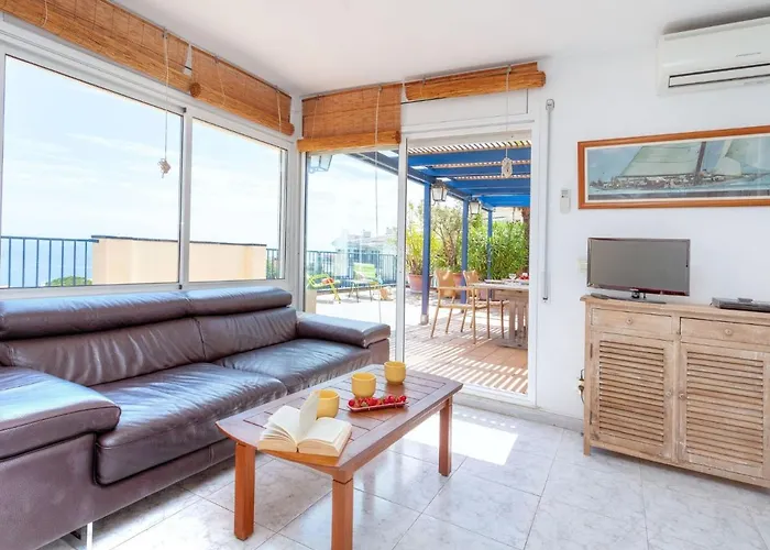 Apartment L'Olivar II By Interhome