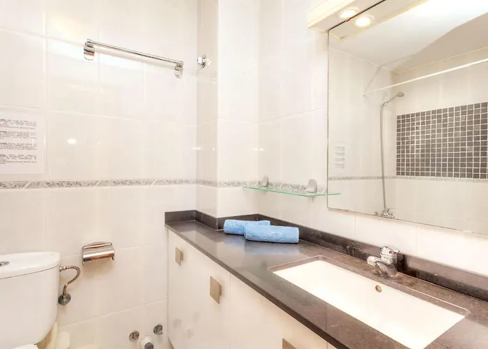 Apartment Apartment L'Olivar II By Interhome *